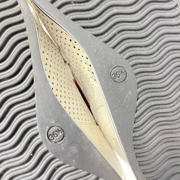 Softwaves Platform Cadie Loafer Sneaker Ice White Silver 36.5 US 6 Chain Kiltie - Picture 9 of 9